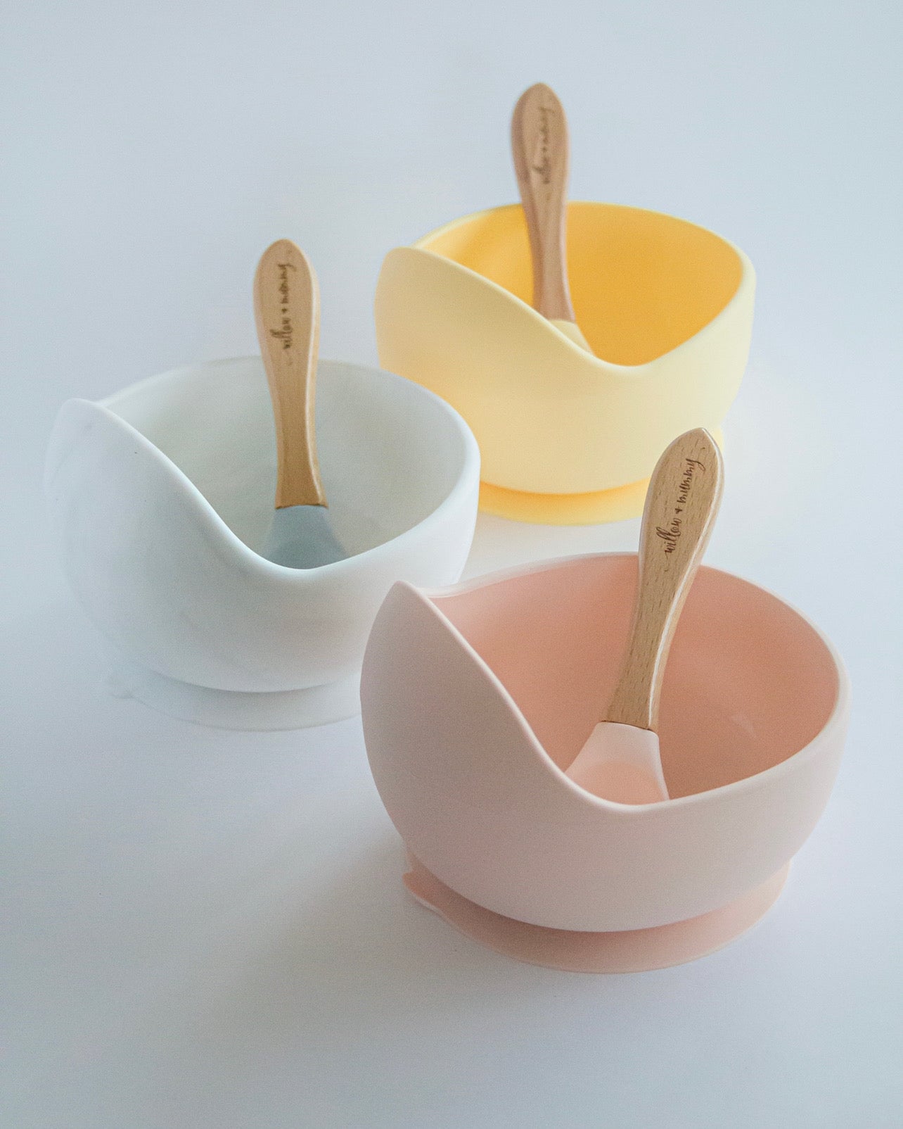 3 silicone suction baby bowls
